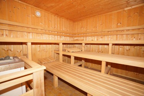 Sauna im Schwimmbadbereich